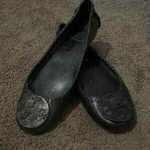 Woman’s Tory Burch shoe Black